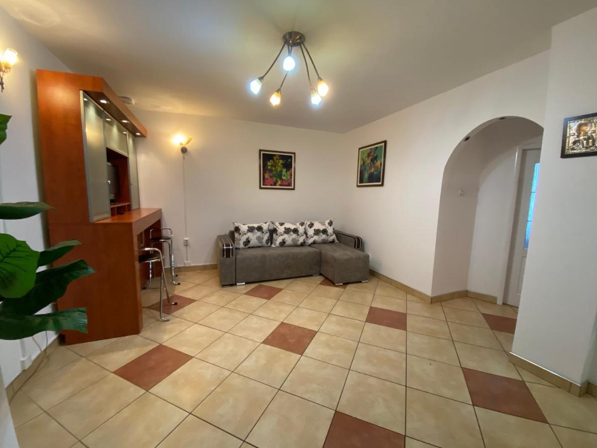 דירות חונדוארה Apartament Modern Langa Castelul Corvinilor מראה חיצוני תמונה